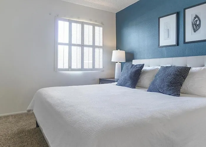 Apartment Landing Modern With Amazing Amenities